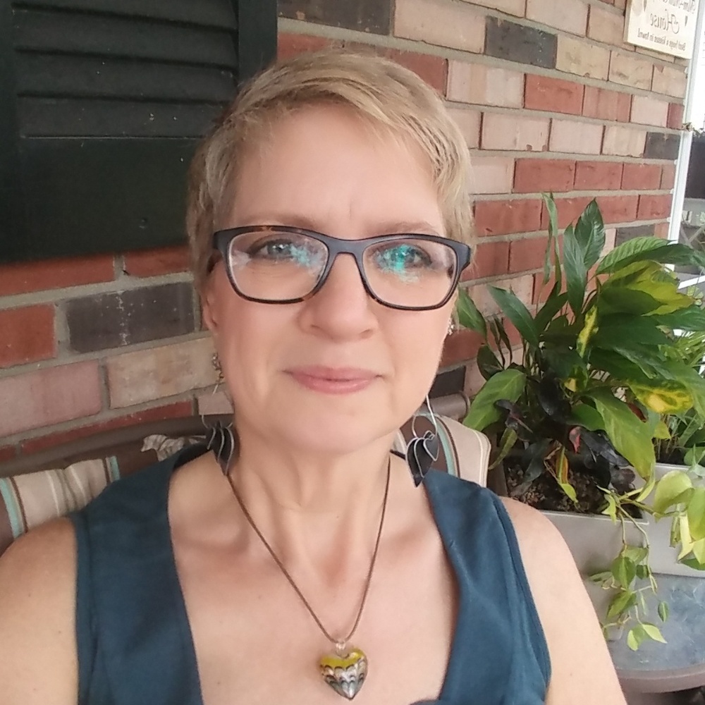 Meet your Posher, Shelly